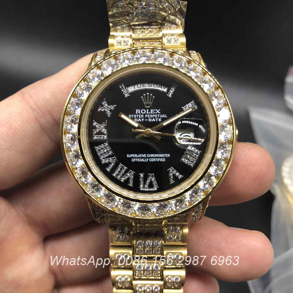 R097MH68, DayDate Rolex diamonds Gold/black