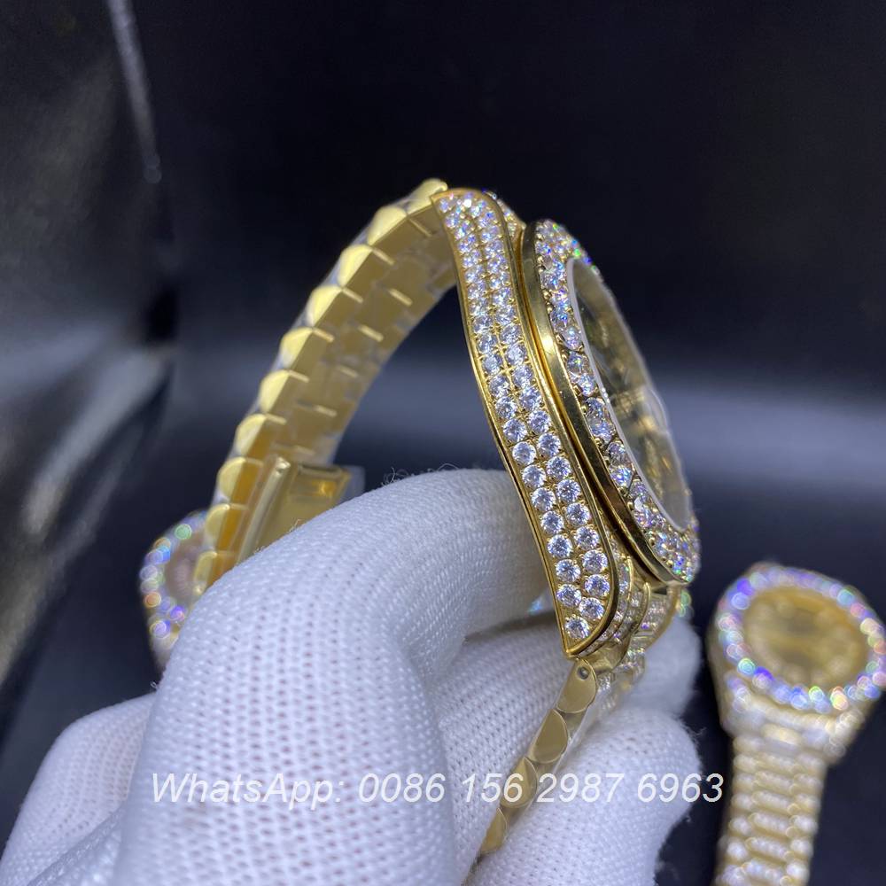 R110SF316, DayDate gold case shiny diamonds prongset bezel 43mm weight 150g