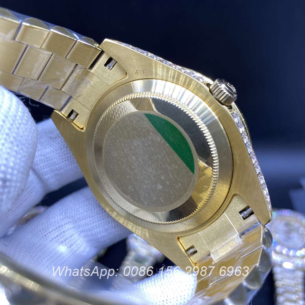 R110SF316, DayDate gold case shiny diamonds prongset bezel 43mm weight 150g