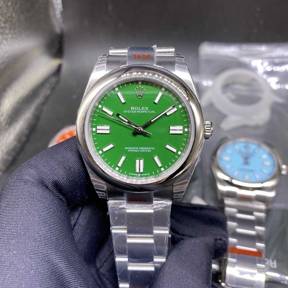 Rolex Oyster Perpetual silver/green 39.5mm EW110