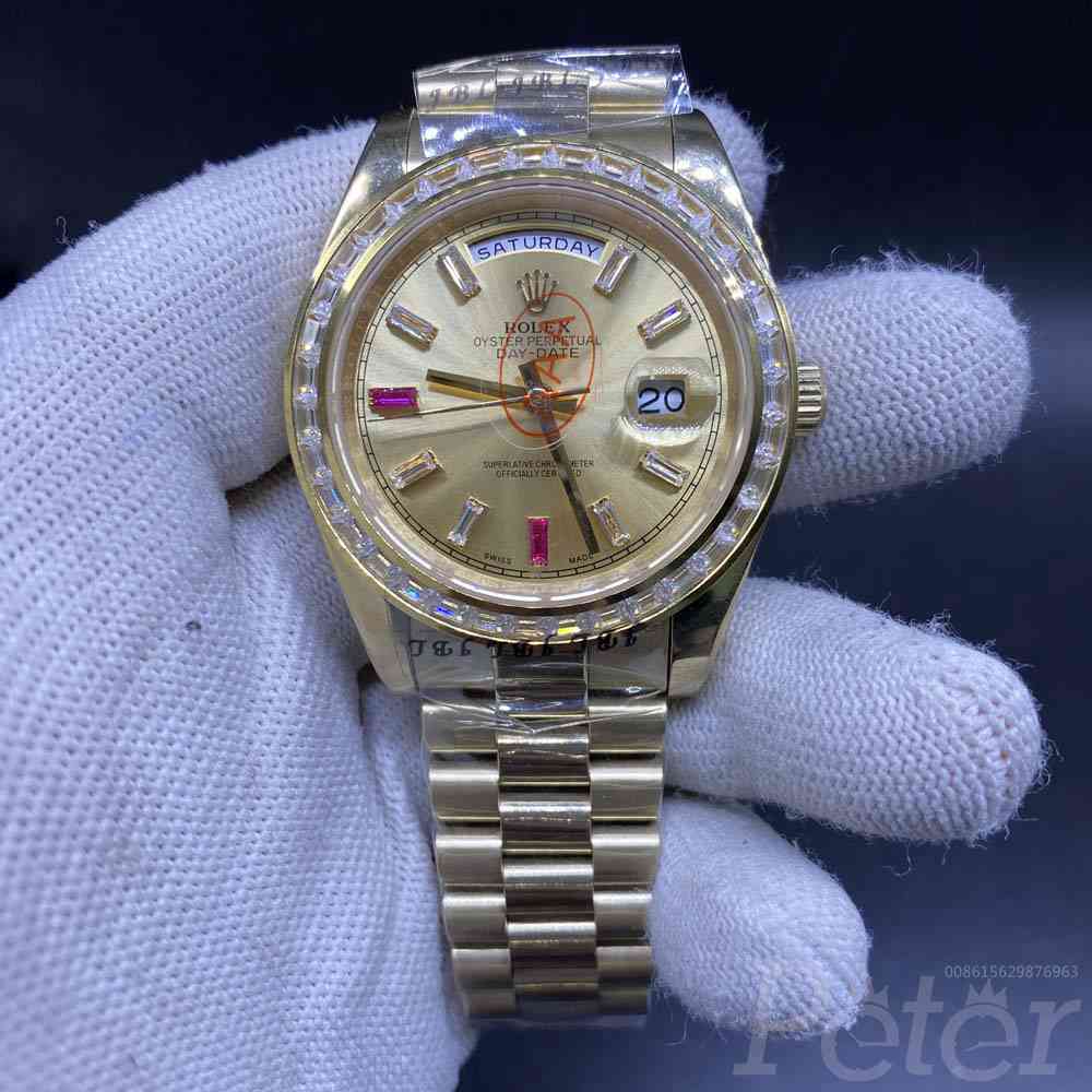 DayDate 40mm baguette diamonds bezel all gold S028