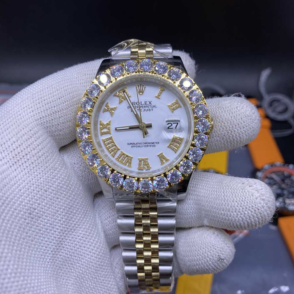 Datejust two tone gold case 43mm white dial prongset bezel jubilee band stones roman S033