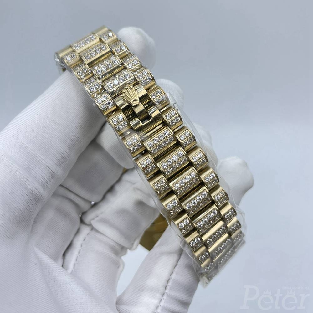 DayDate red dial full diamonds gold case 41mm Roman numbers AAA automatic men replica Rolex watch S100