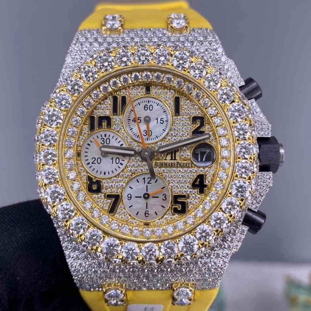AP iced out moissanite stones 2tone gold case yellow rubber strap automatic no chronograph function xx125