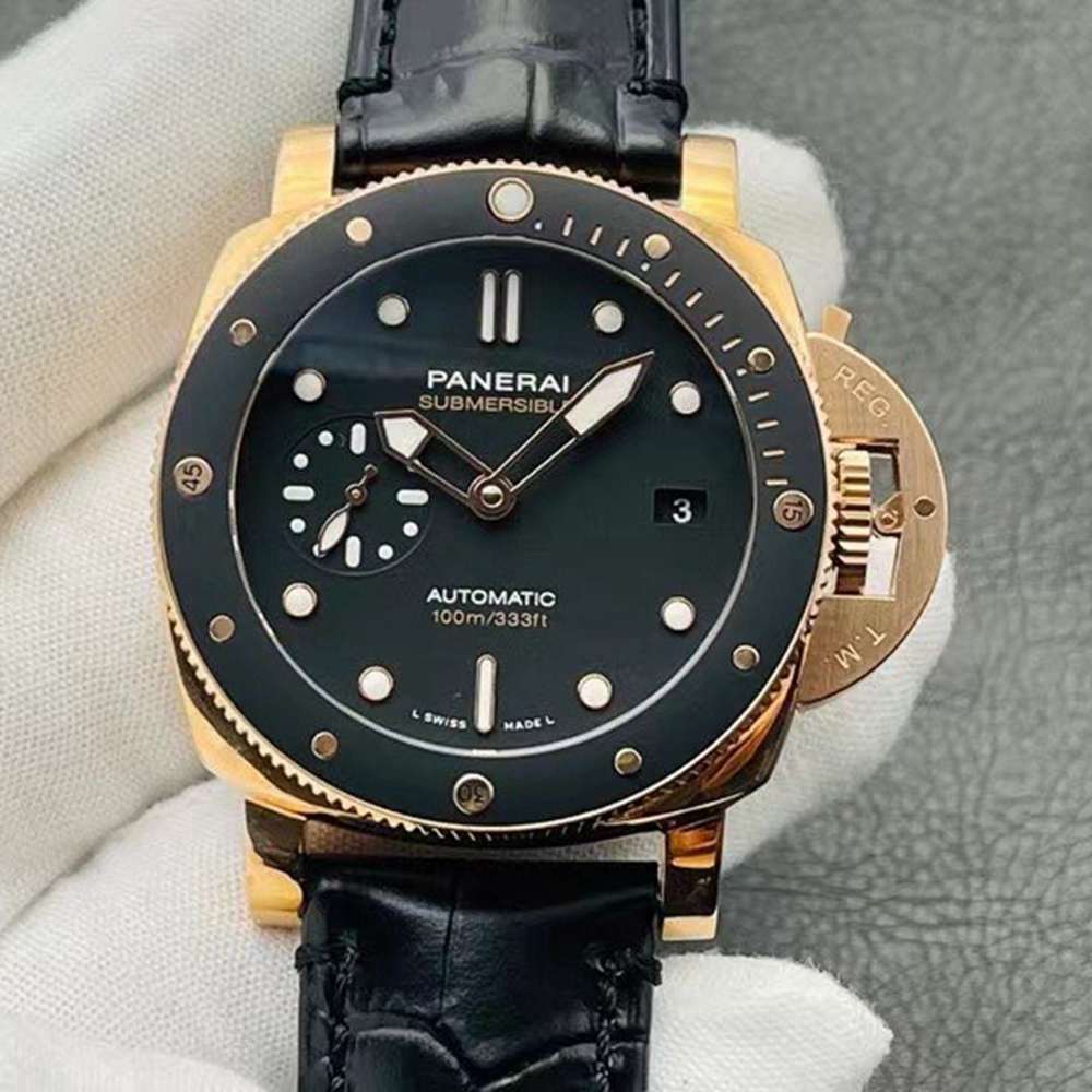 Panerai Submersible VS factory rose gold case 42mm black dial black leather strap automatic PAM974