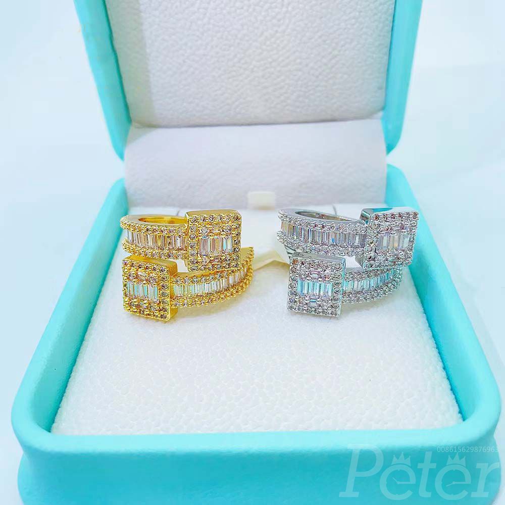 Finger rings gold/silver baguttee diamonds 925 silver with Moissanite stones size 7, 8