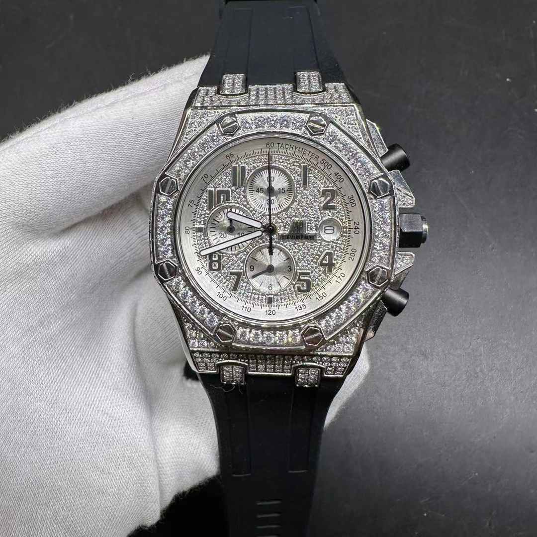 AP Royal Oak Offshore AAA quartz Chronograph full works Diamonds silver case 42mm Diamonds face Black rubber strap 190$