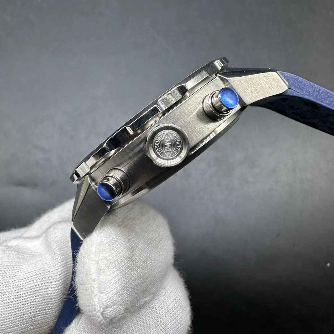 IWC AAA Chronograph quartz movement Steel case 44mm Blue dial Blue rubber strap men’s stopwatch 115$