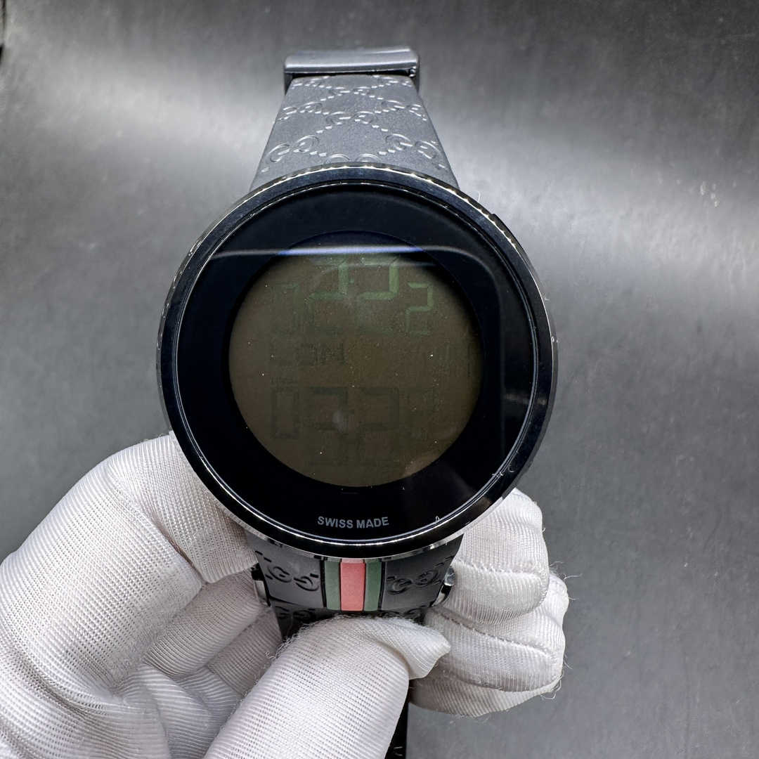 Gucci digital LED black watch full works battery movement 45mm A00