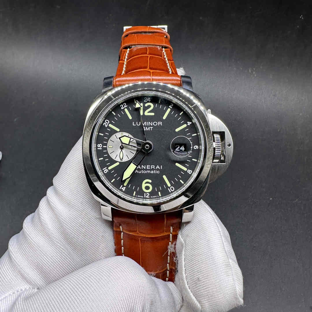 Panerai Luminor GMT PAM088 VS factory automatic movement Steel case 44mm Black dial Brown leather strap C70