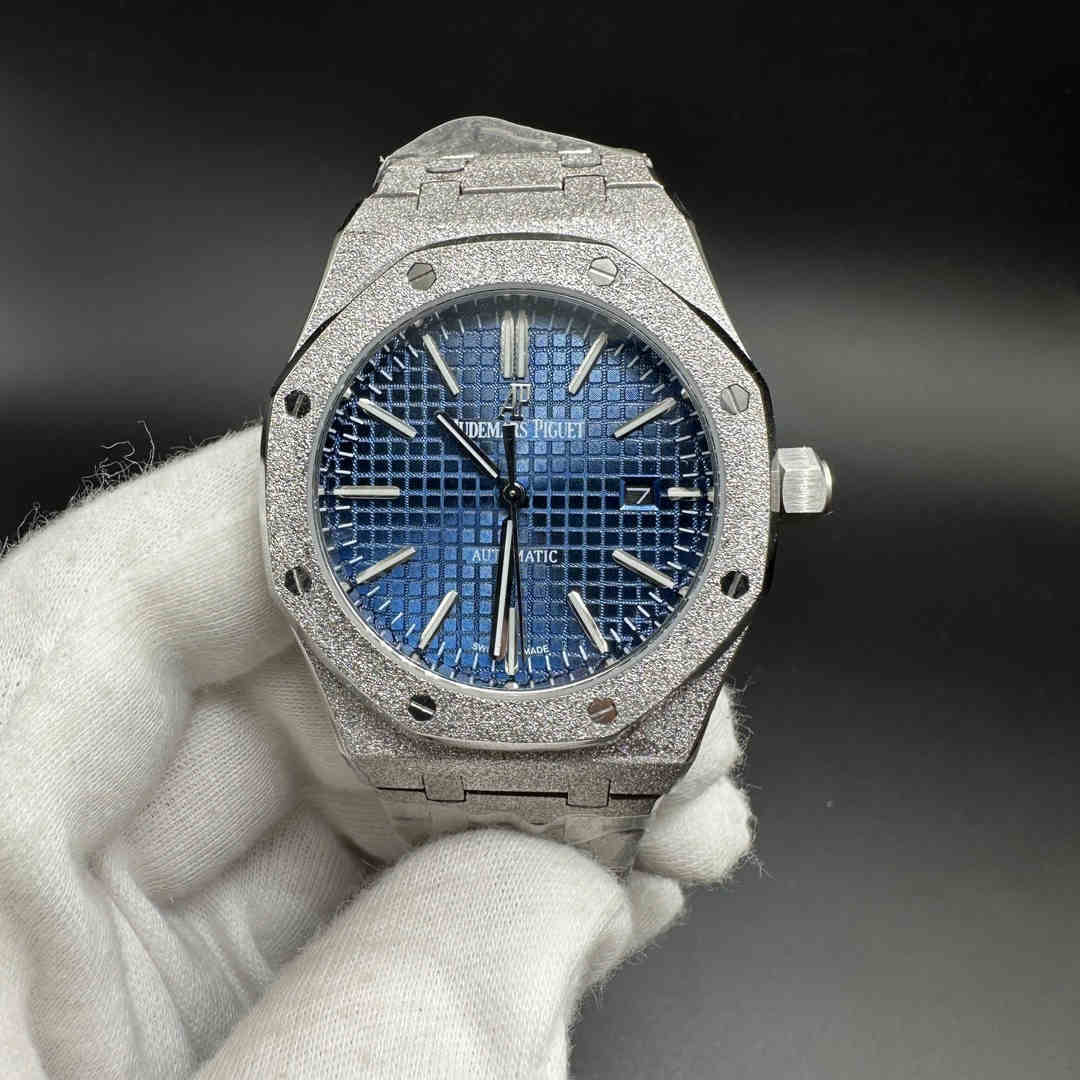 AP Royal Oak AAA automatic frosted silver case 42mm blue dial. A25