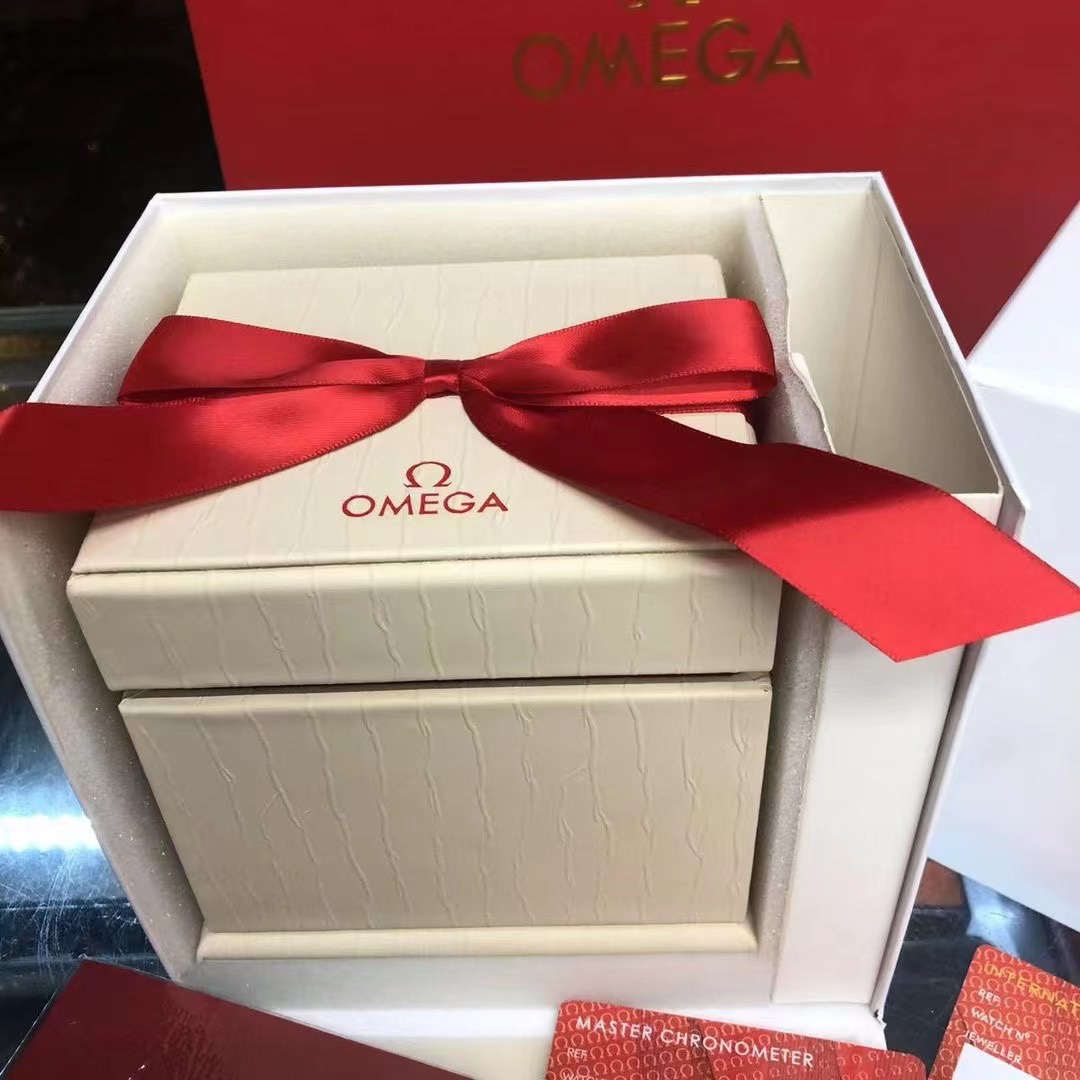 Omega box E0