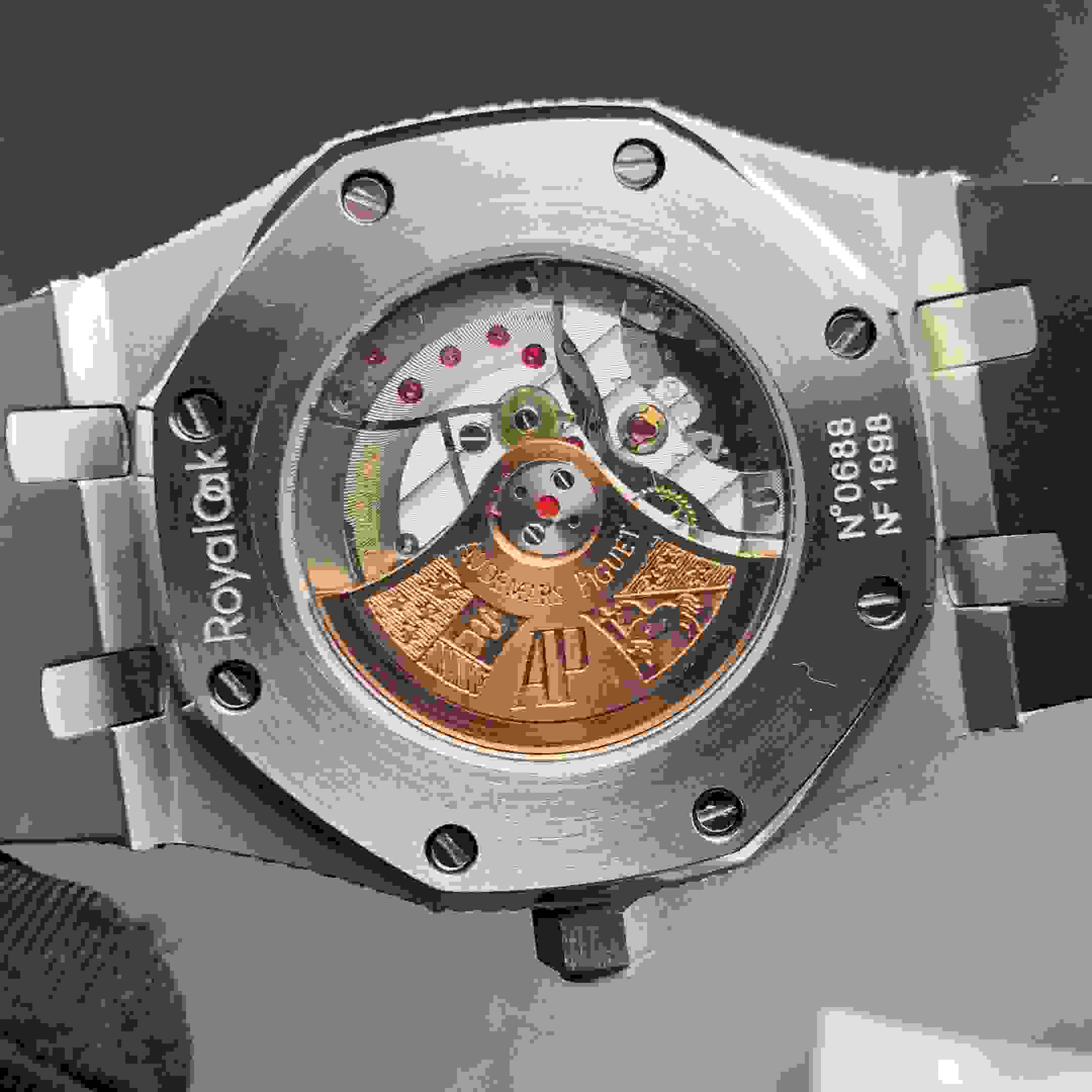 AP Royal Oak 15400 CZ diamonds silver case 42mm white dial automatic men watch with rubber strap.