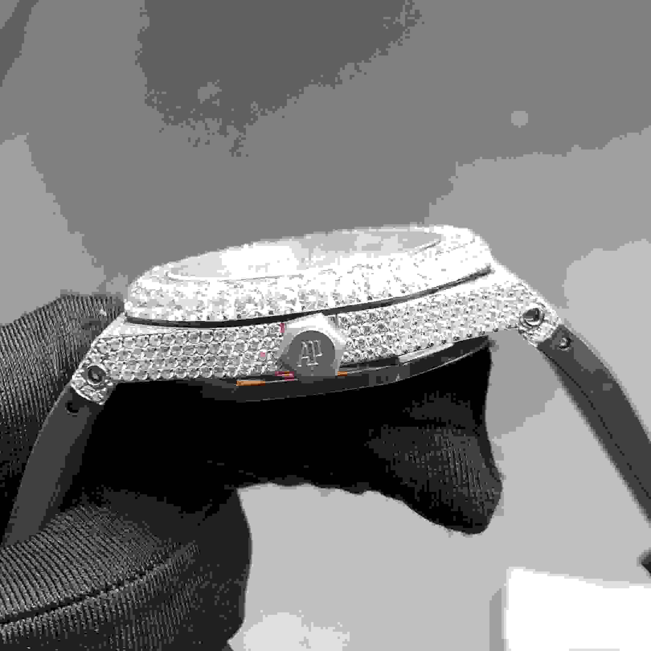 AP Royal Oak 15400 CZ diamonds silver case 42mm white dial automatic men watch with rubber strap.