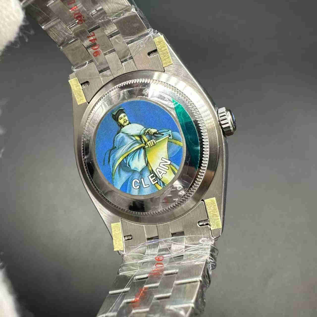 Datejust 36mm clean 3235 stainless steel case 36mm diamonds bezel white pearl dial jubilee band. C 00