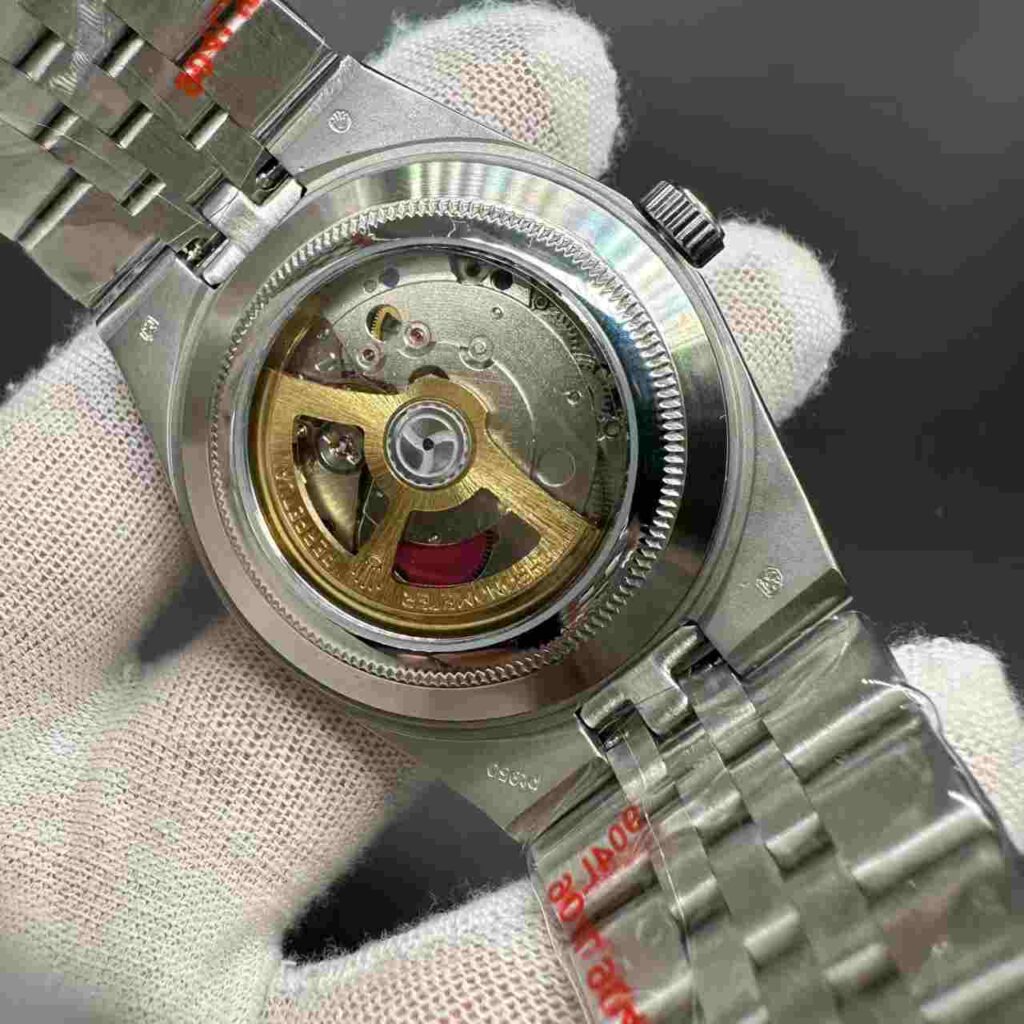 Oyster perpetual Land-dweller AAA automatic white fluted dial 40mm. A15