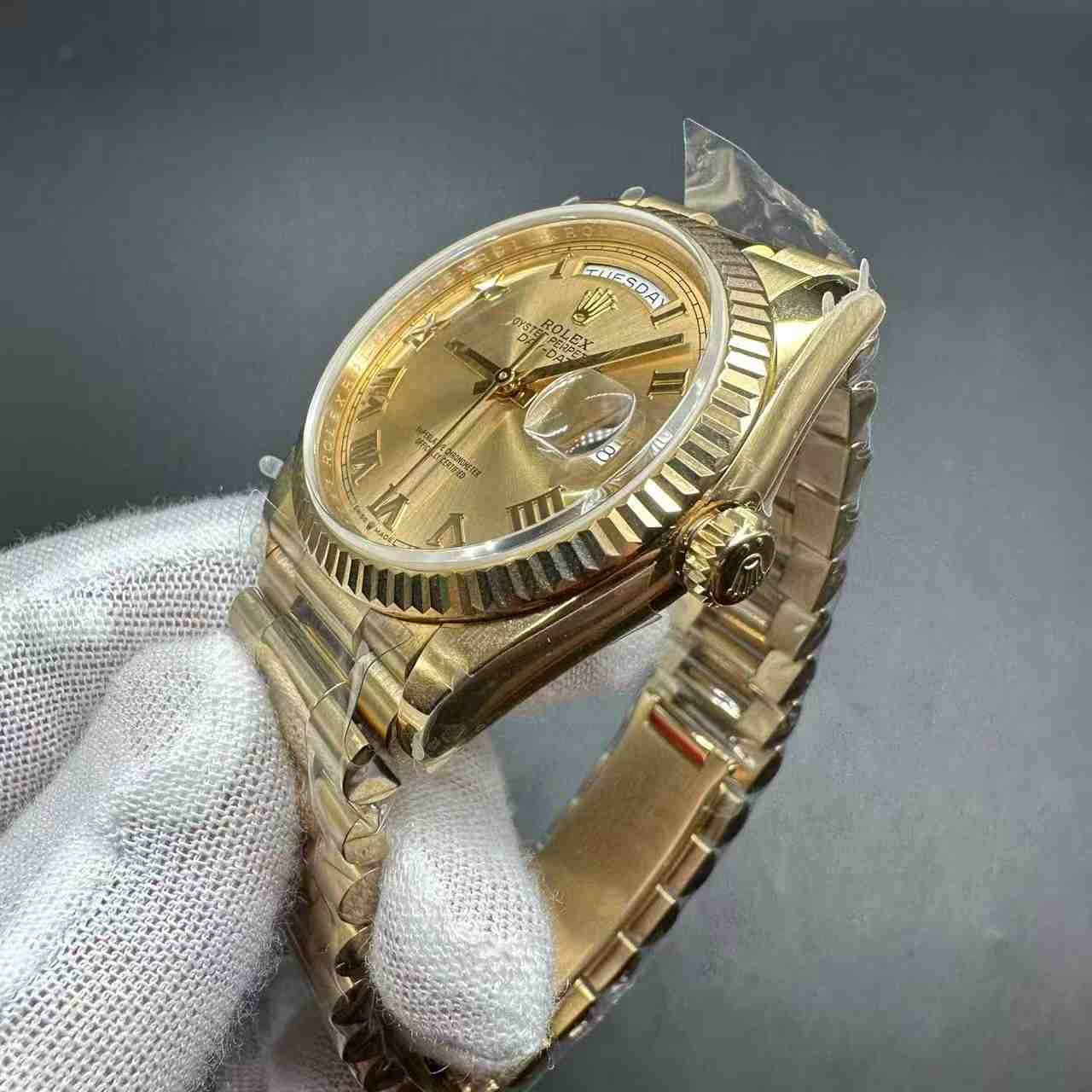 Daydate BP 2836 super clone full gold case 36mm gold dial President band women watch. C50