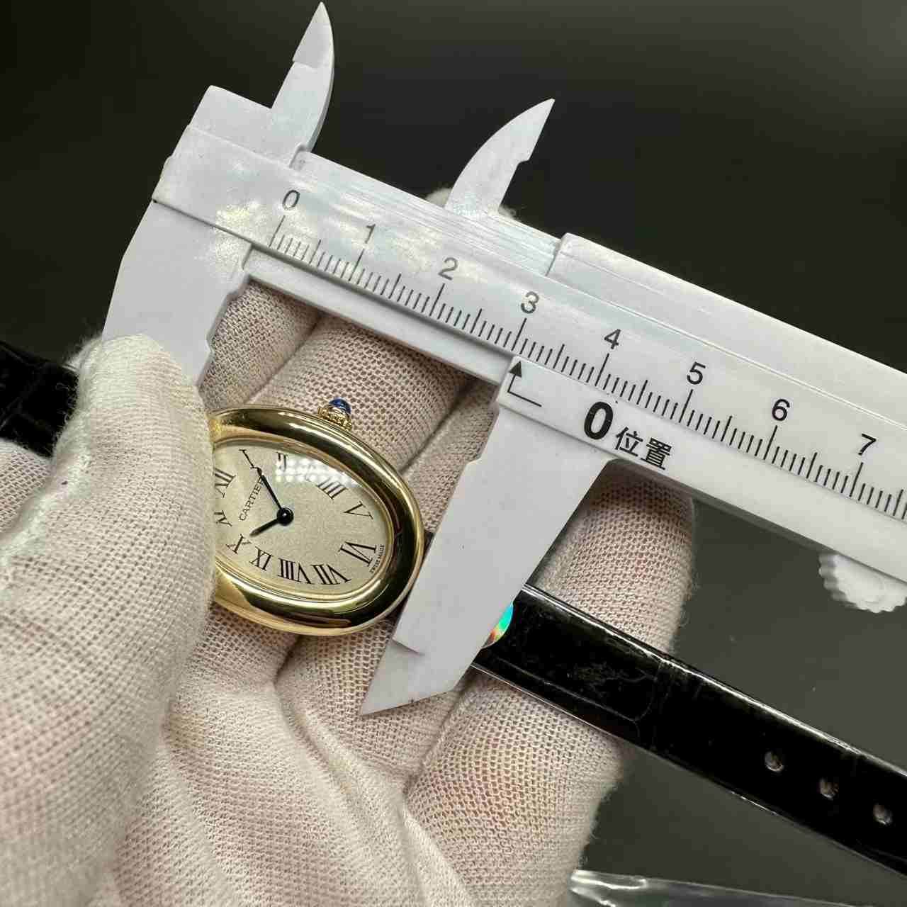 Cartier Swiss quartz DR factory yellow gold case 23mm black leather strap women watch B10