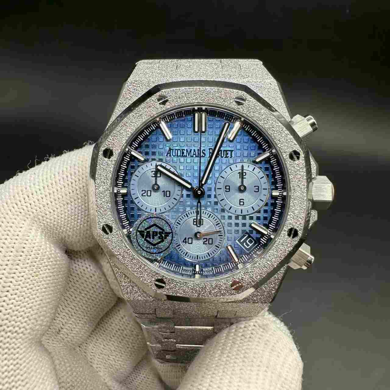 AP Royal Oak 26240 Chronograph APS factory Cal.4401 automatic Frosted silver case 41mm blue /gray dial. G50