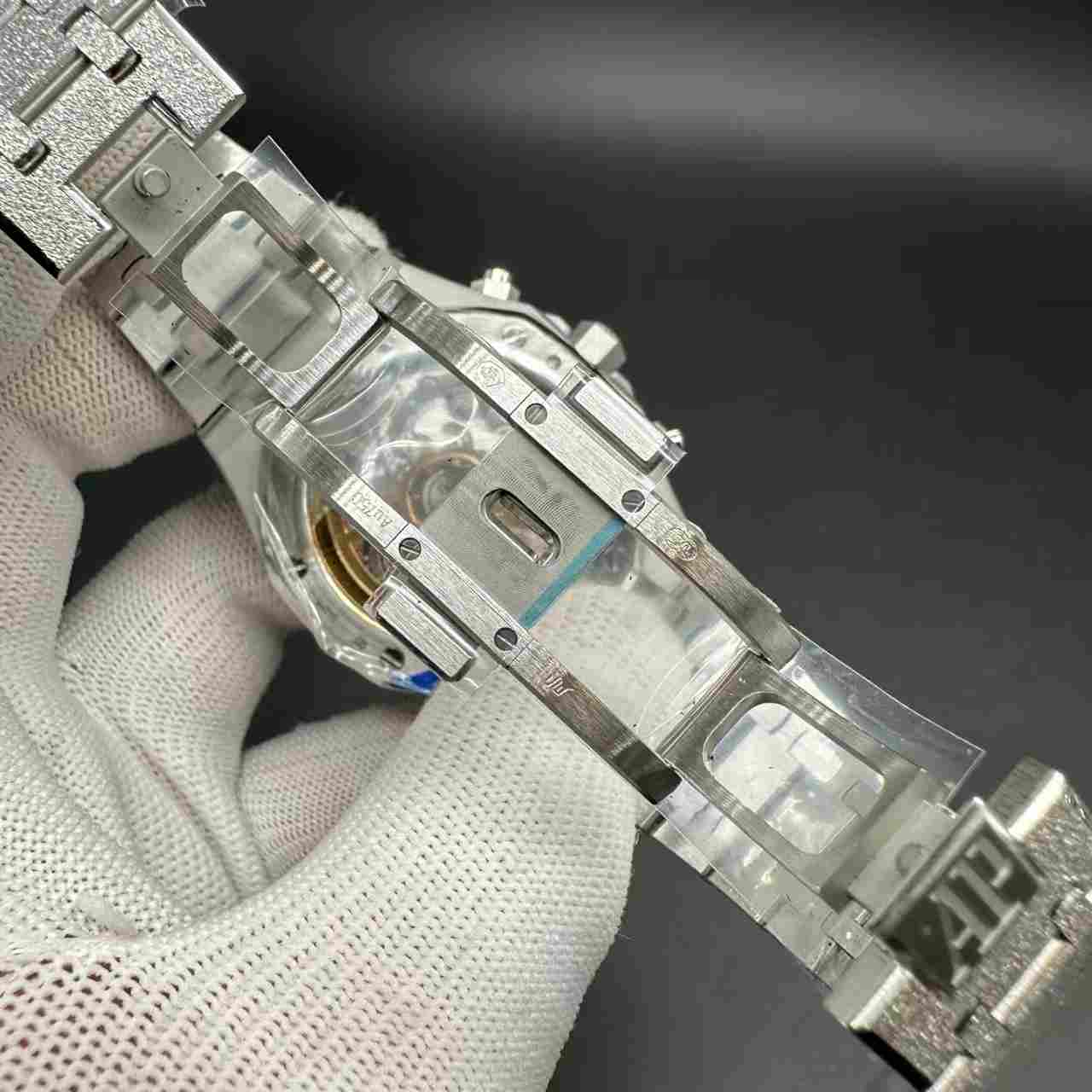 AP Royal Oak 26240 Chronograph APS factory Cal.4401 automatic Frosted silver case 41mm blue /gray dial. G50