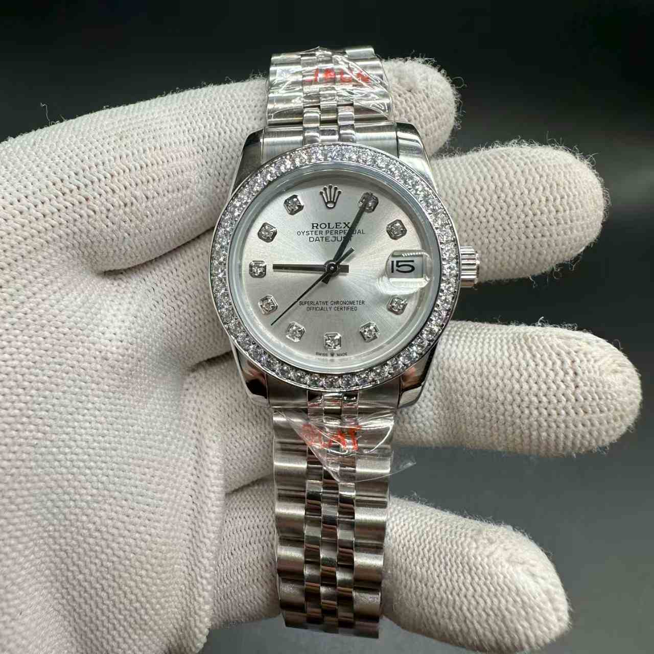 Datejust AAA automatic stainless steel case 31mm diamonds bezel silver dial jubilee band women watch. A15