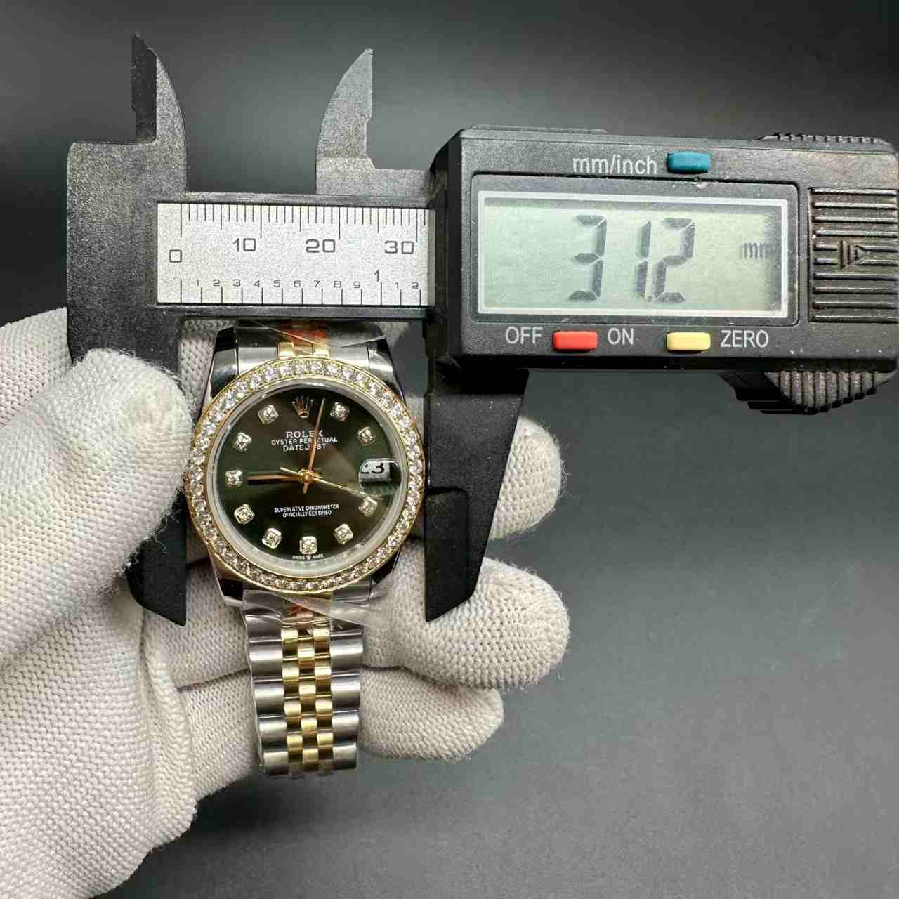 Datejust AAA 2tone gold case 31mm diamonds bezel green dial jubilee band women watch. A15