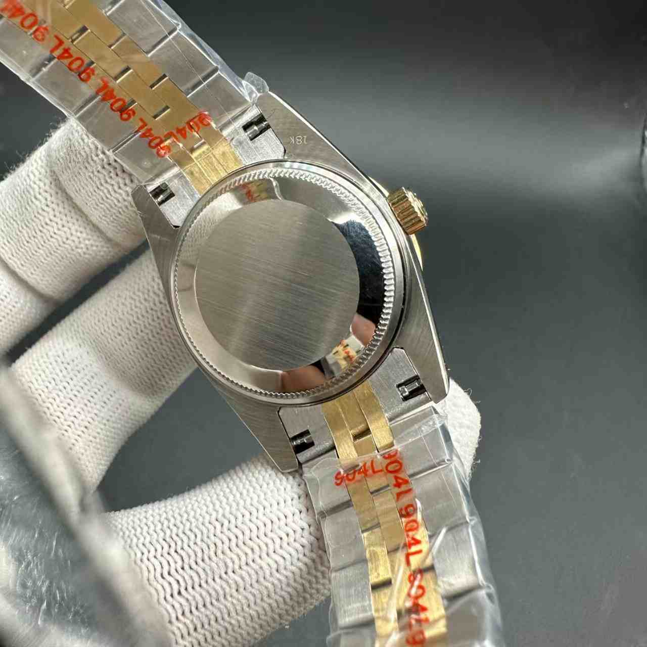 Datejust AAA 2tone gold case 31mm diamonds bezel green dial jubilee band women watch. A15