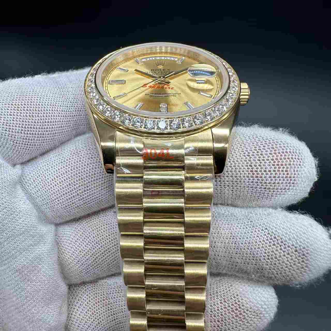 Daydate AAA+ GD factory 2813 automatic Gold case 40mm diamonds bezel baguette gold dial President band. 142$