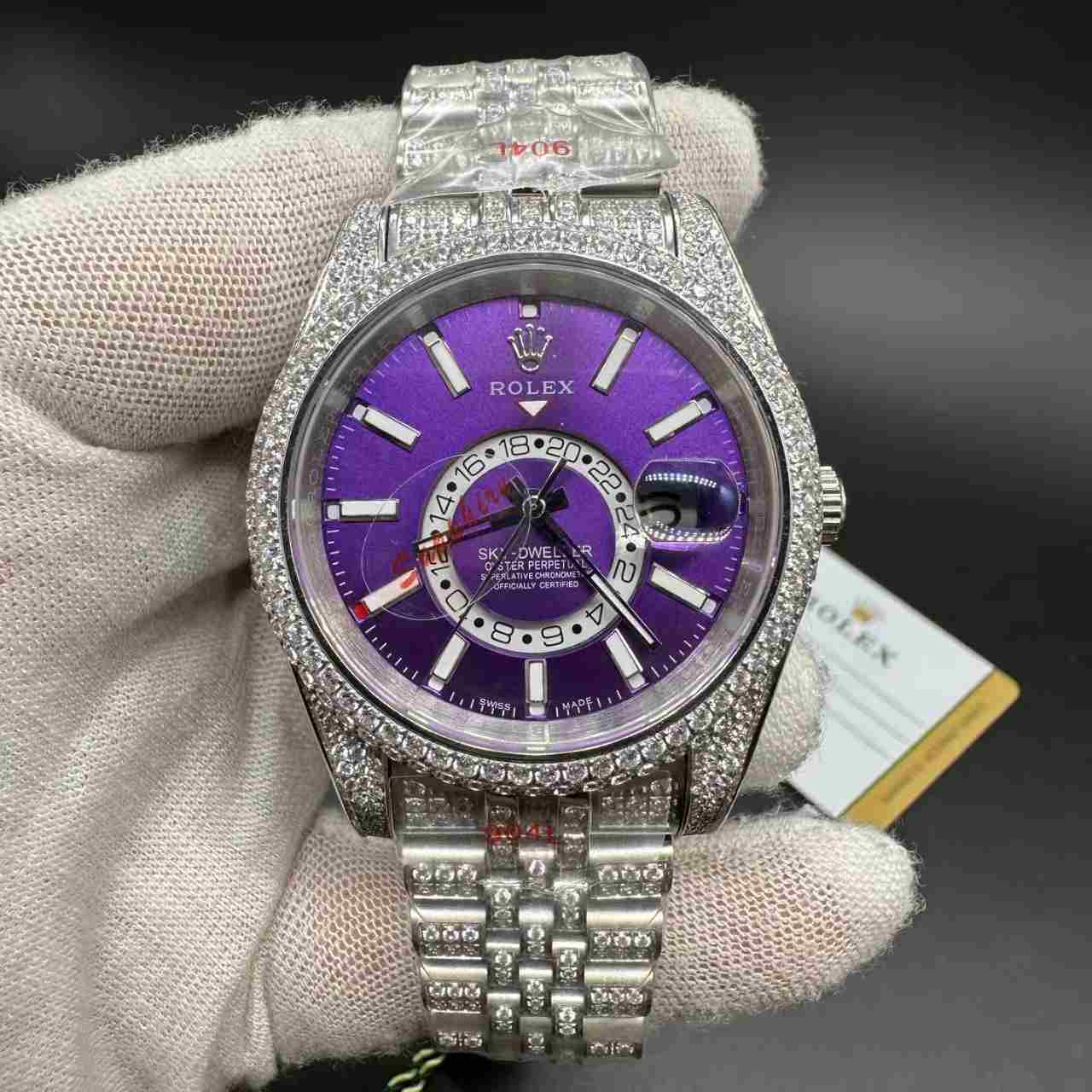 Sky-dweller diamonds AAA automatic silver case 40mm purple dial jubilee band. 300$