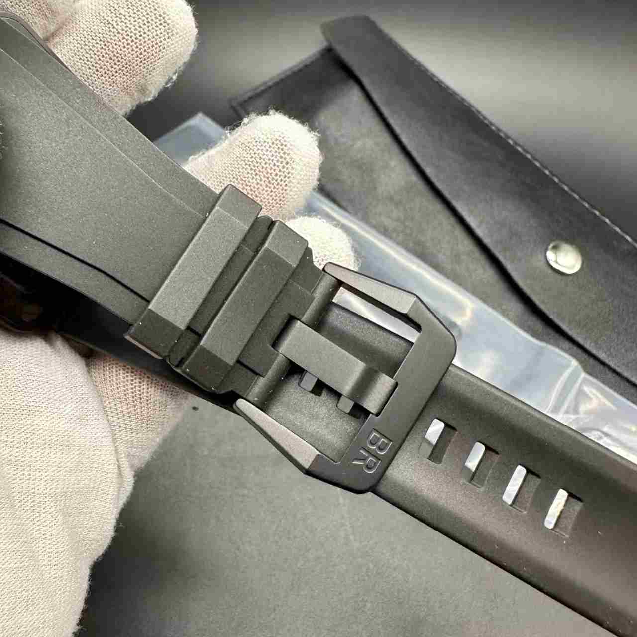 Bell Ross BR03 Aviation Swiss automatic Black case 41mm. 500$