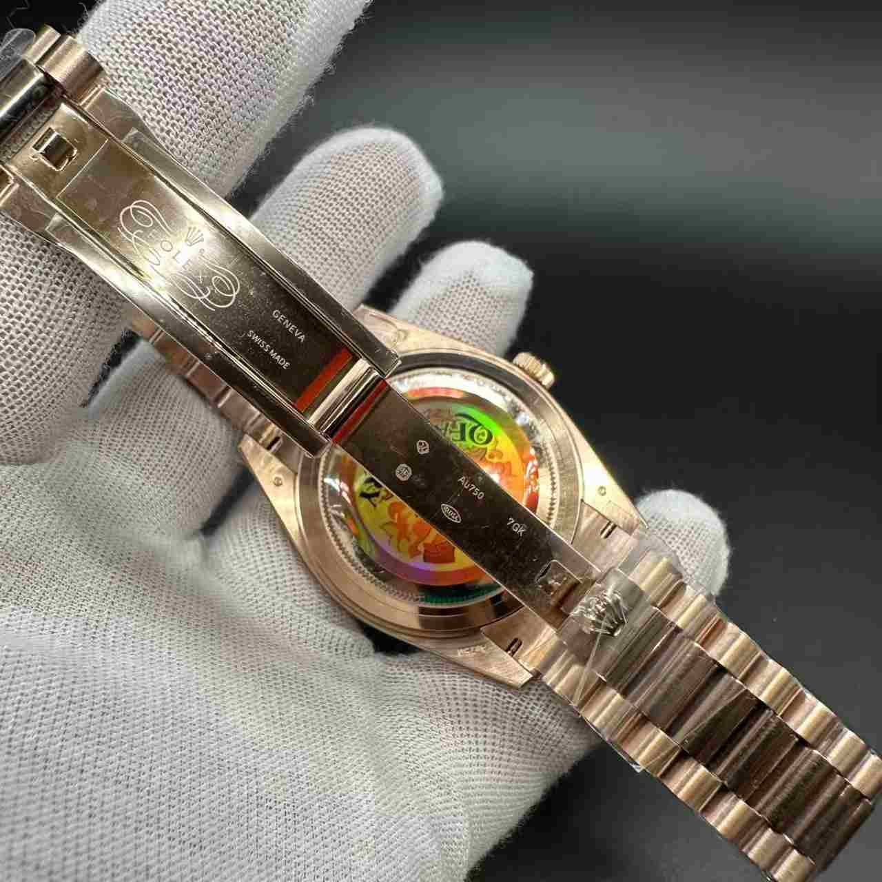 Daydate QF V8 3255 gain weight 190g Rose gold case 40mm Olive green /Ombre smoked dial. 698$