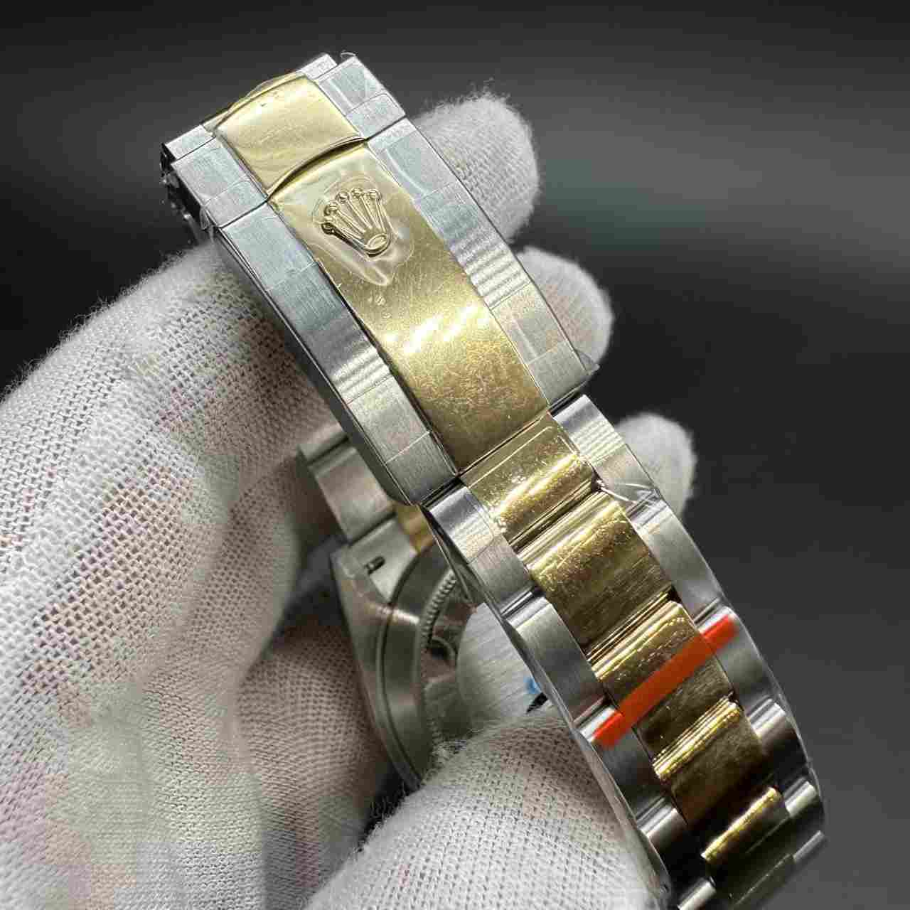 Datejust Wimbledon 2tone gold case 41mm oyster band BP 2813. 250$