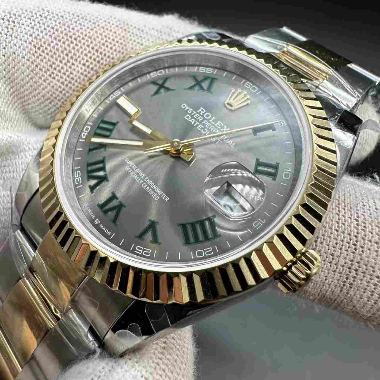 Datejust Wimbledon 2tone gold case 41mm oyster band BP 2813. 250$