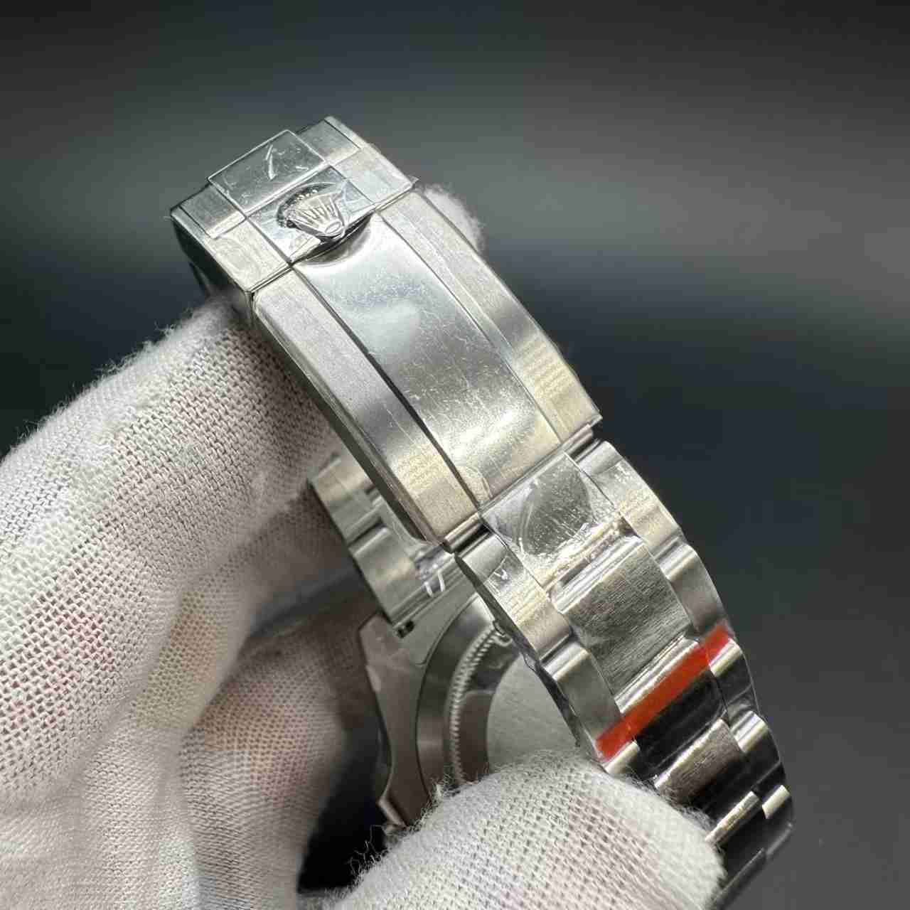 GMT sprite left crown BP 2813 oyster band. 250$