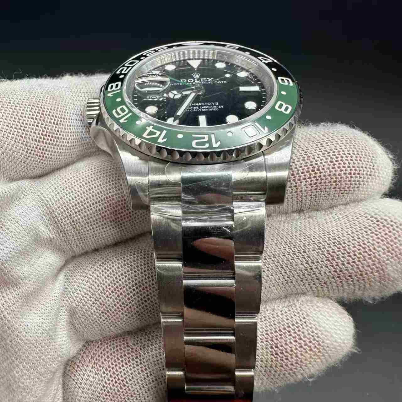 GMT sprite left crown BP 2813 oyster band. 250$