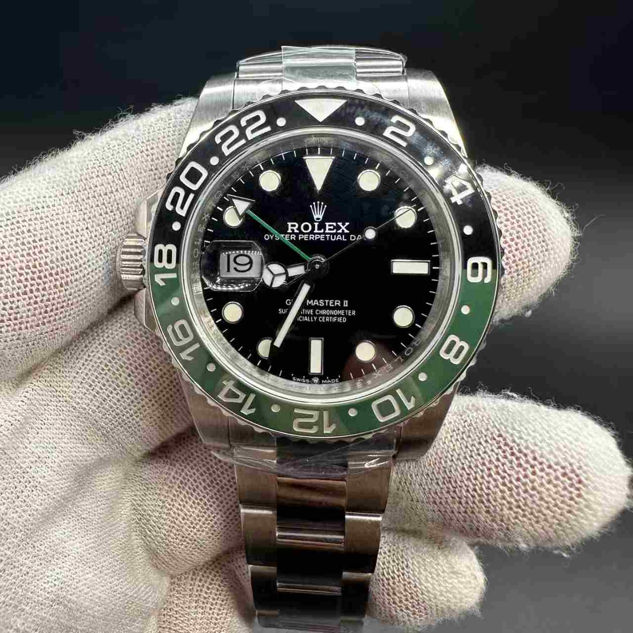 GMT sprite left crown BP 2813 oyster band. 250$