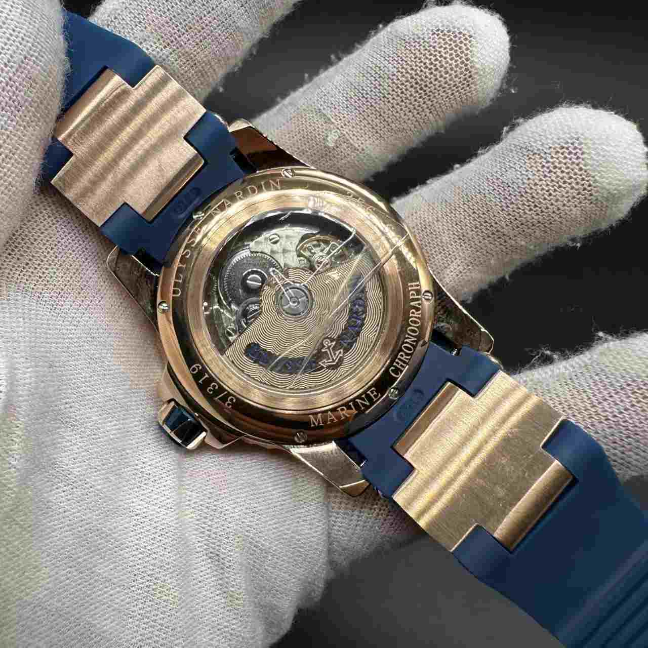 Ulysse Nardin AAA automatic rose gold case 45mm blue dial blue rubber strap. 115$