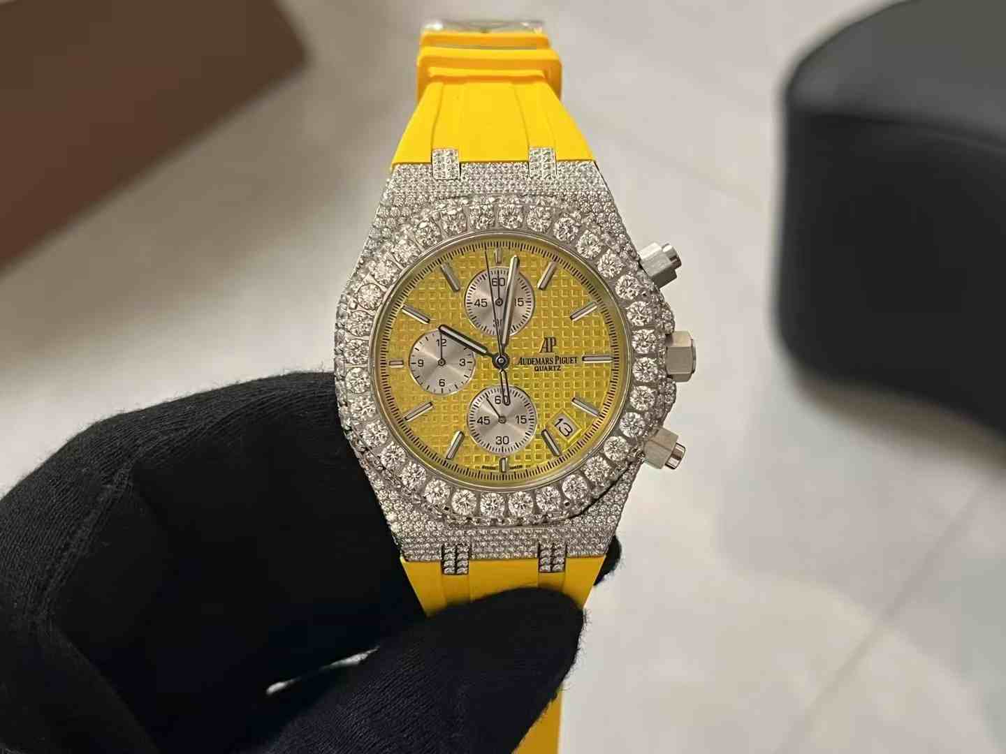 AP AAA quartz movement CZ diamonds silver case 42mm with rubber strap ...