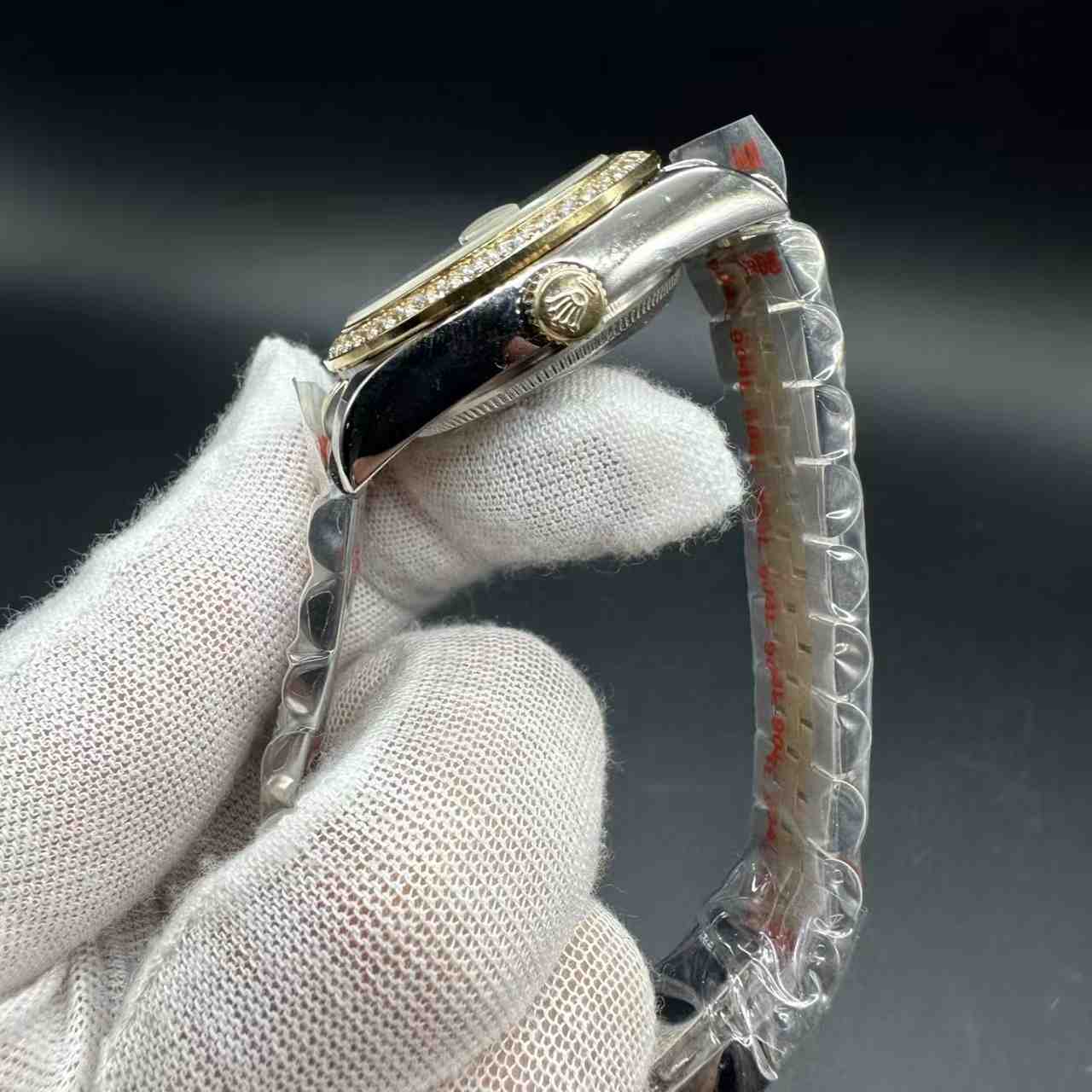 Datejust AAA automatic 2tone gold case 31mm diamonds bezel gold dial jubilee band women watch. 115$