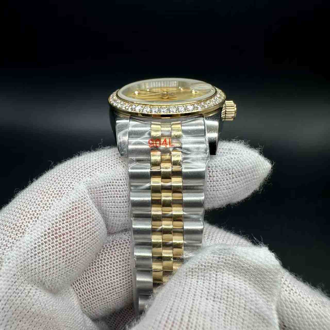 Datejust AAA automatic 2tone gold case 31mm diamonds bezel gold dial jubilee band women watch. 115$