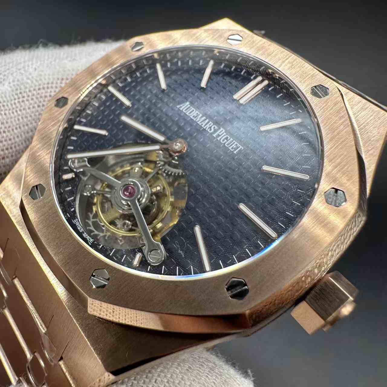 AP Royal Oak 26530TI BBS factory Flying Tourbillon hands-winding Rose gold case 41mm Blue dial.  750$
