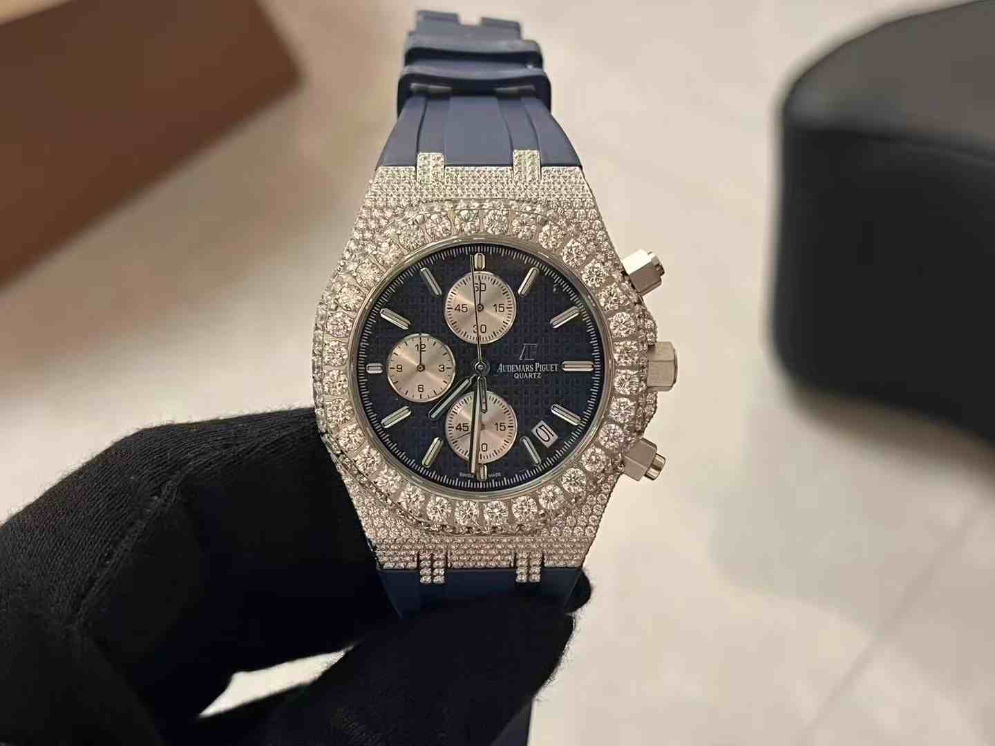 AP AAA quartz movement CZ diamonds silver case 42mm with rubber strap different colors. 350$