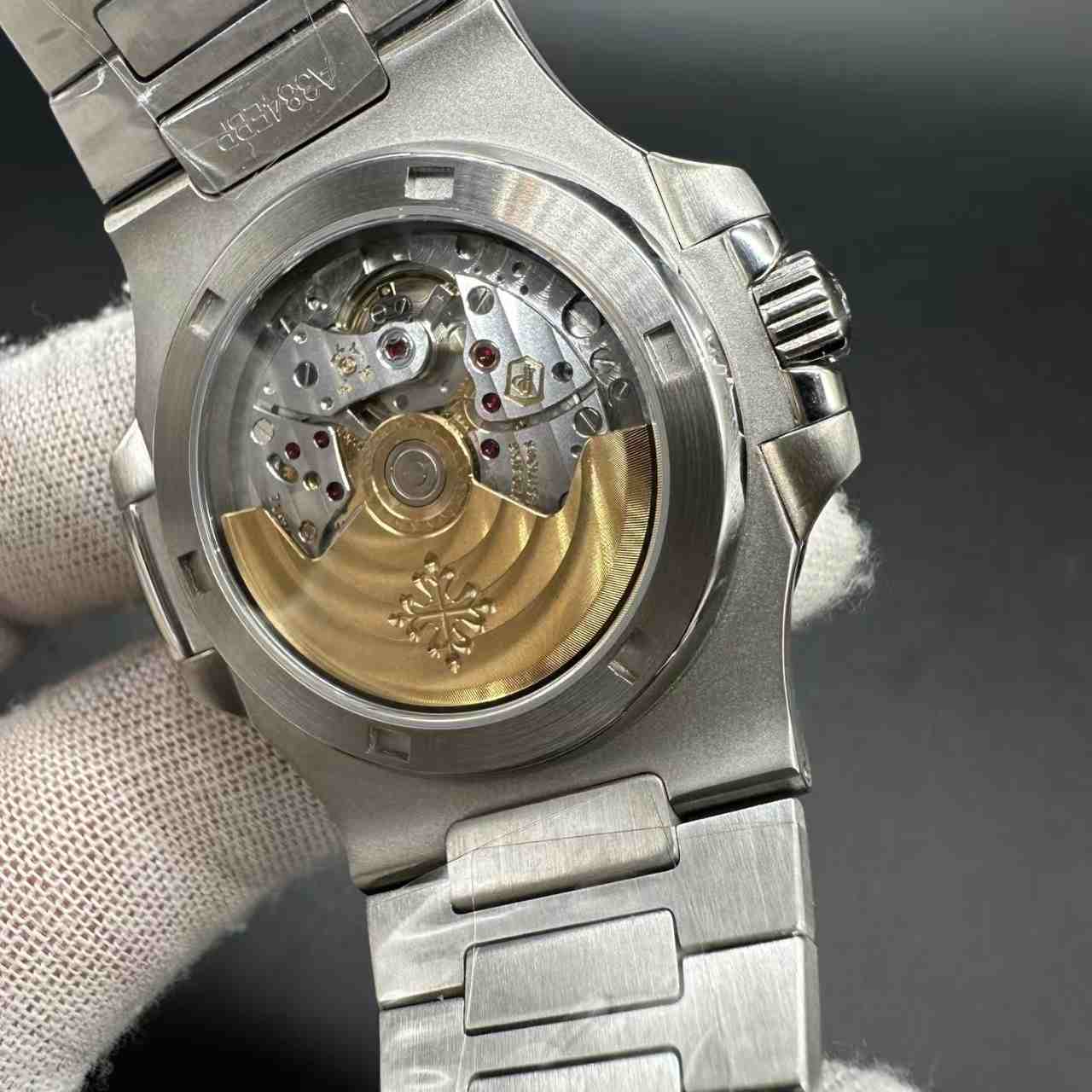 Patek Philippe 40th Anniversary Nautilus 5711 baguette blue dial thin case 40mm GR一体机