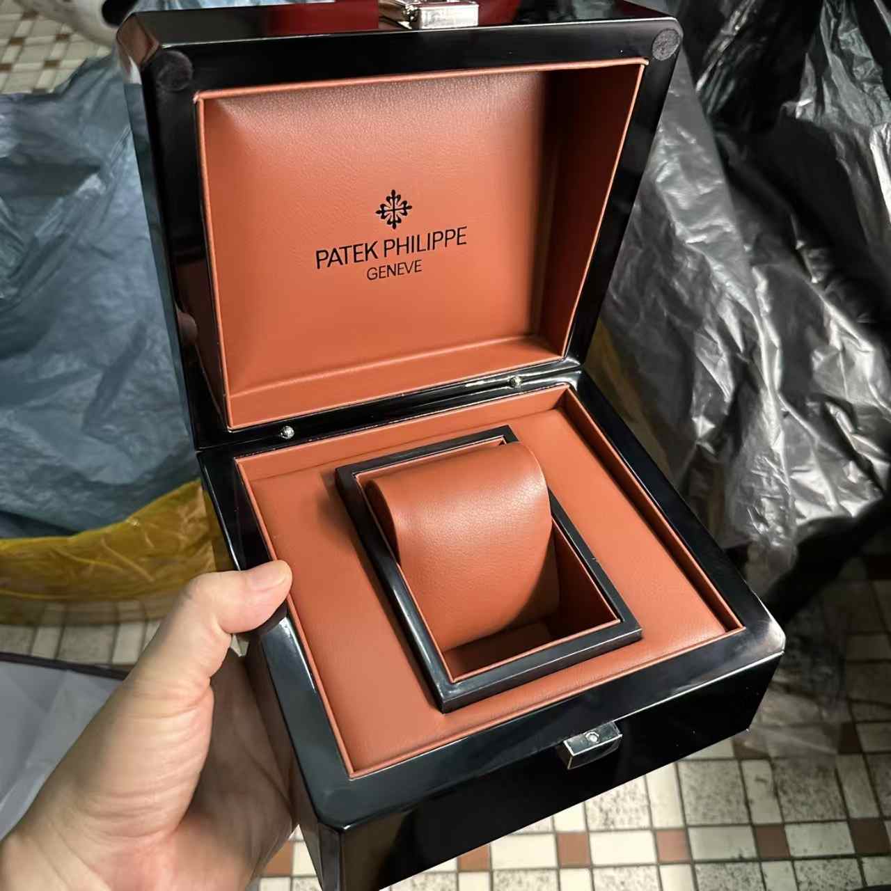 Patek box black AAA 60$