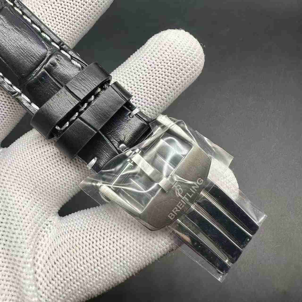 Breitling 1884 Navitimer Chronograph 7750 automatic light blue dial black leather. 360$