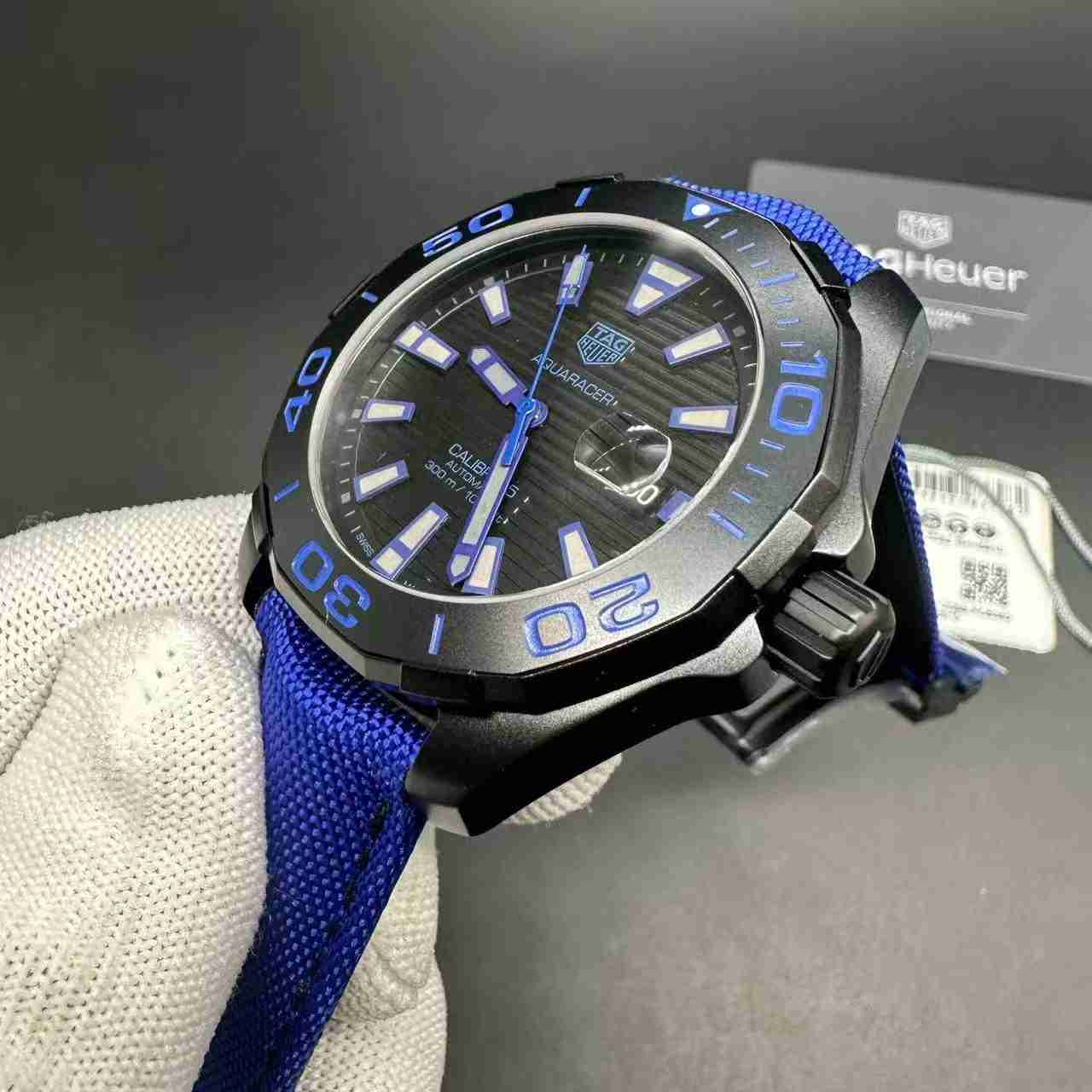 TAG Aquaracer Swiss automatic black case 44mm blue strap. 350$