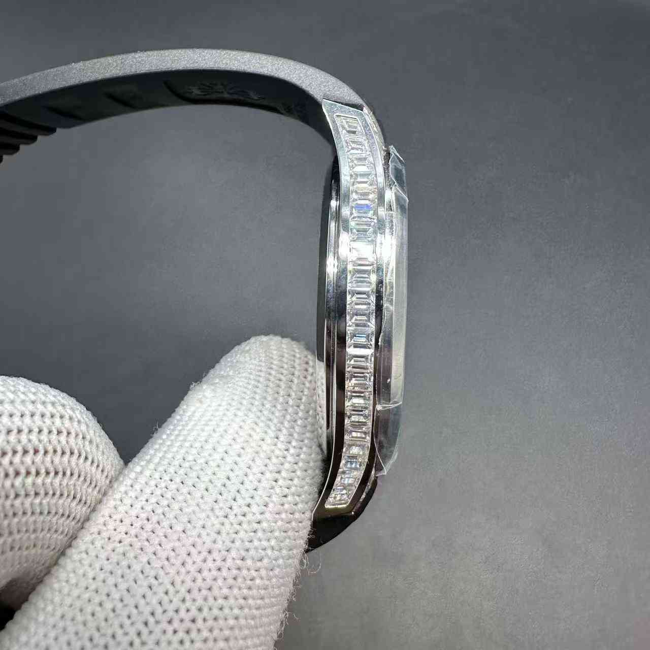 Patek Philippe 5167 super clone automatic Cal.324 baguette diamonds bezel silver thin case 40mm black dial black rubber strap. 450$