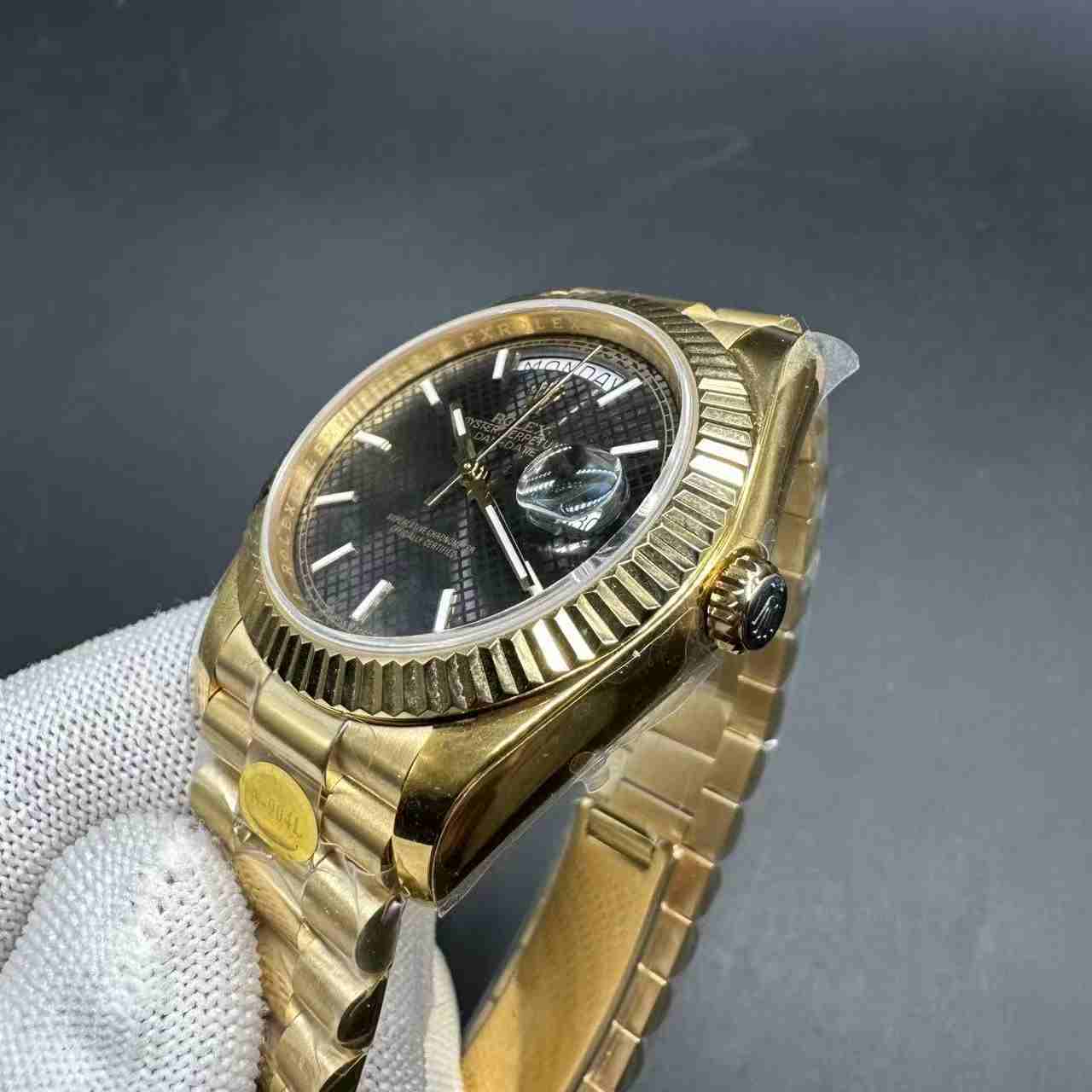 Daydate high quality 2836 automatic gold case 40mm black Diagonal Motif dial president band F095 300$