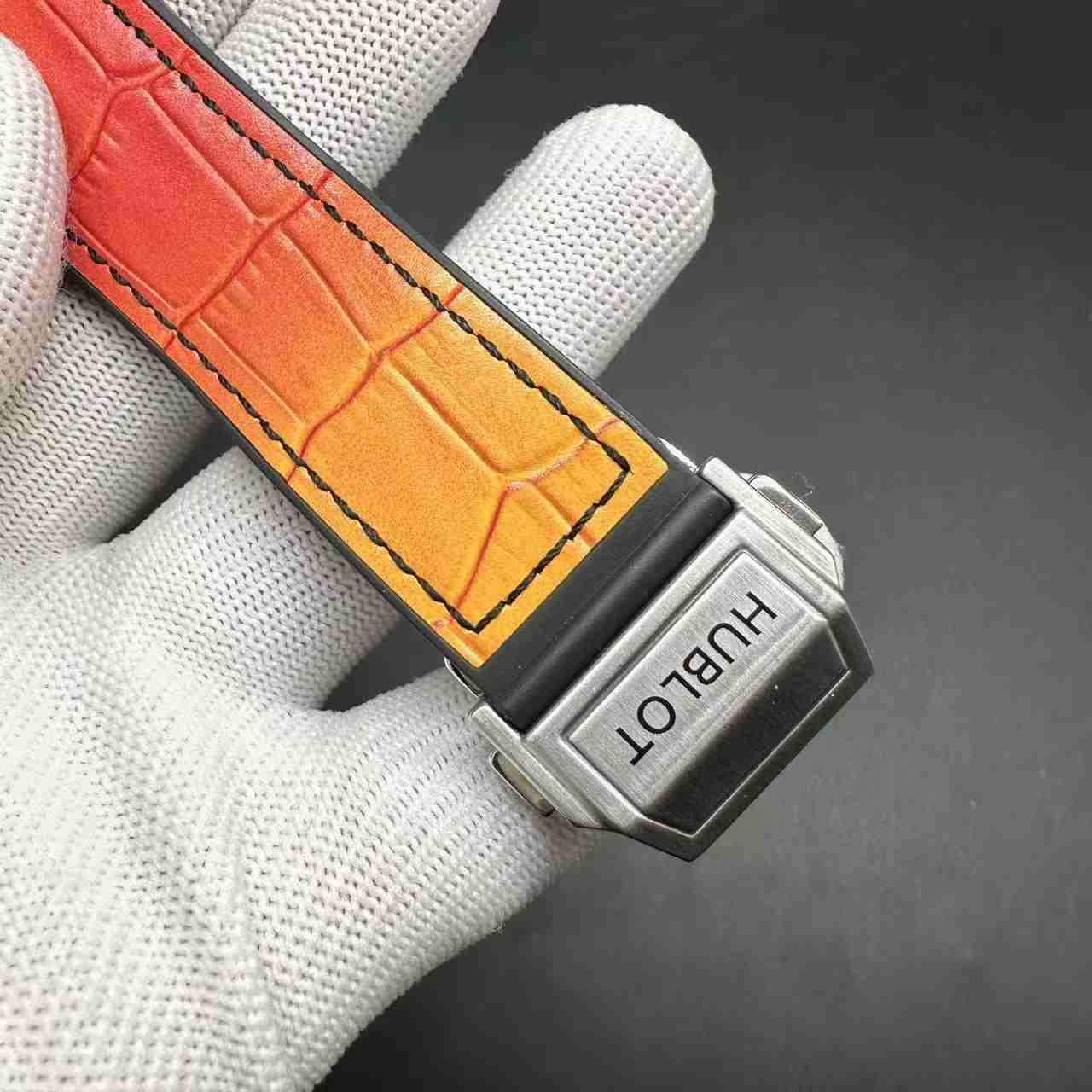 Hublot super clone 7750 automatic diamonds silver case rainbow baguette bezel. 380$