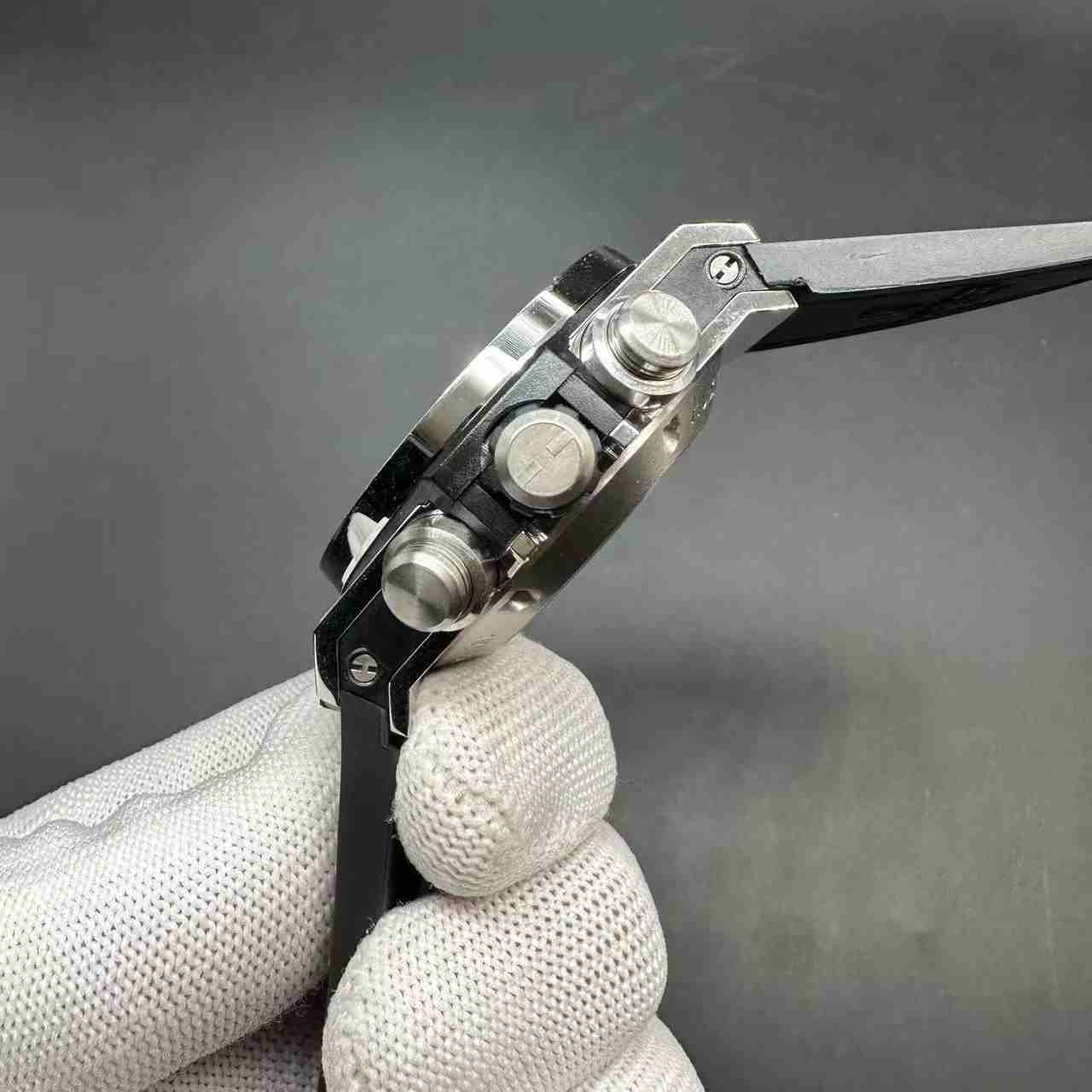 Hublot super clone 7750 automatic diamonds silver case rainbow baguette bezel. 380$